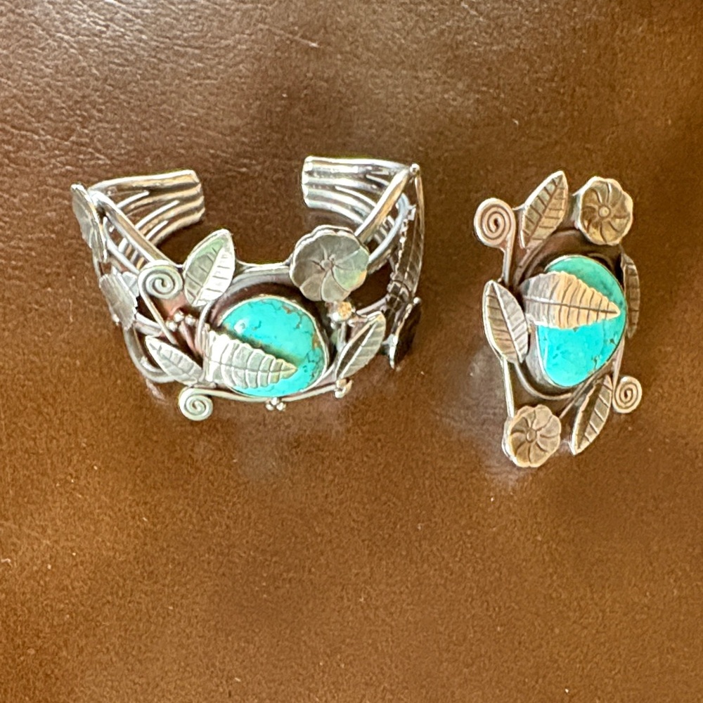 Silver and Turquoise Floral Jewelry Set